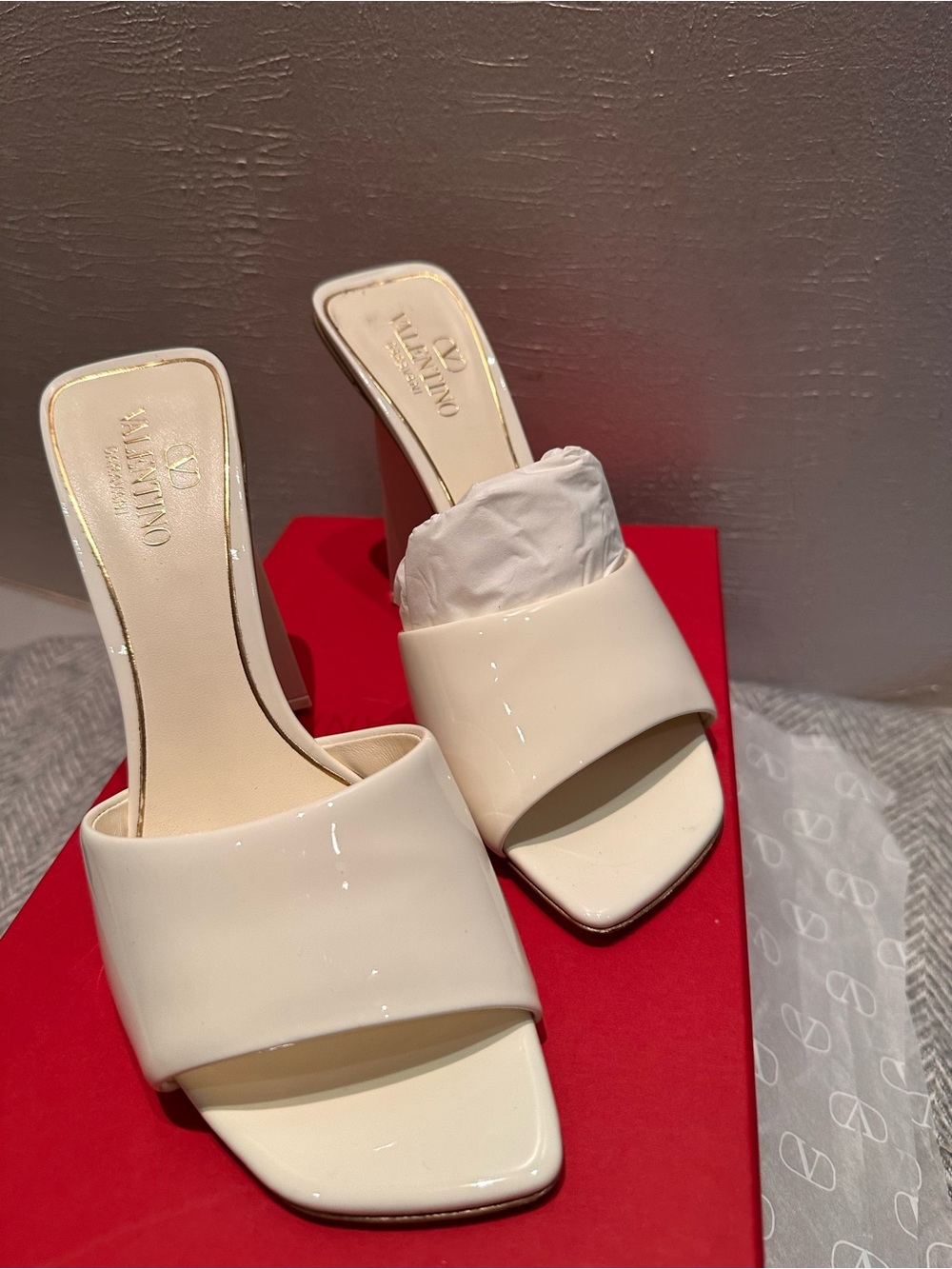 Valentino Garavani Cream Patent Slide Mules